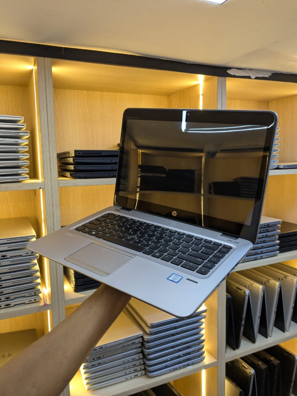Hp Elitebook 840G3 Corei5/8/256/ 14inch touchscreen