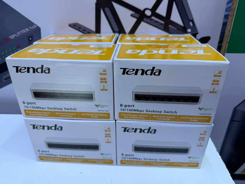 Tenda 100mbps desktop 8 Port switch
