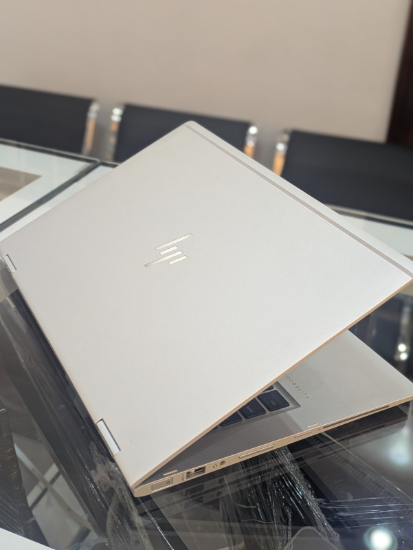 Hp Elitebook 1030G2 Corei5/8/256 X360 Touchscreen